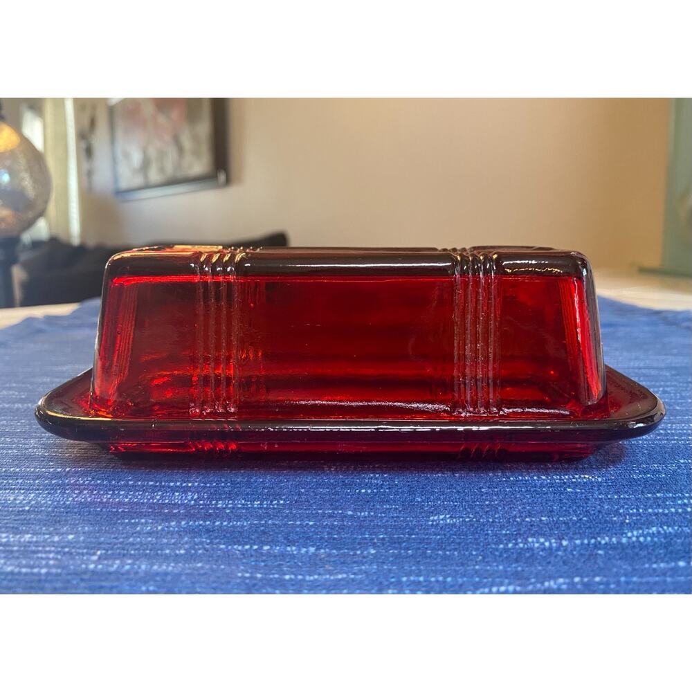 Hazel Atlas Ruby Red Butter Dish Criss Cross Pattern Rectangular Vintage 82B